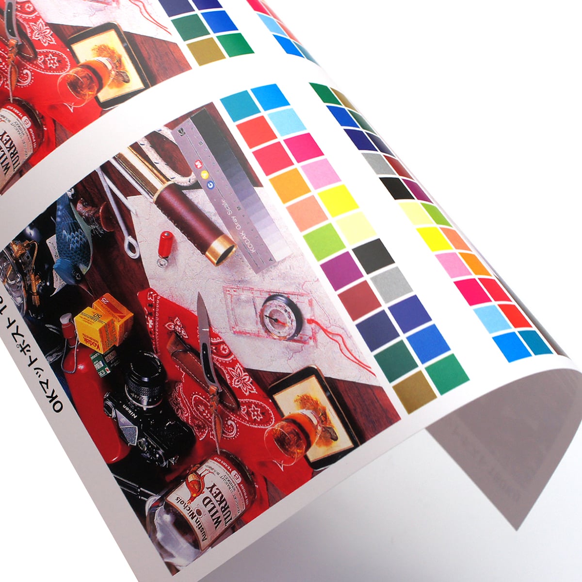 二つ折りパンフレット / A4サイズ仕上げ / マット紙標準(135kg) / 両面カラー印刷